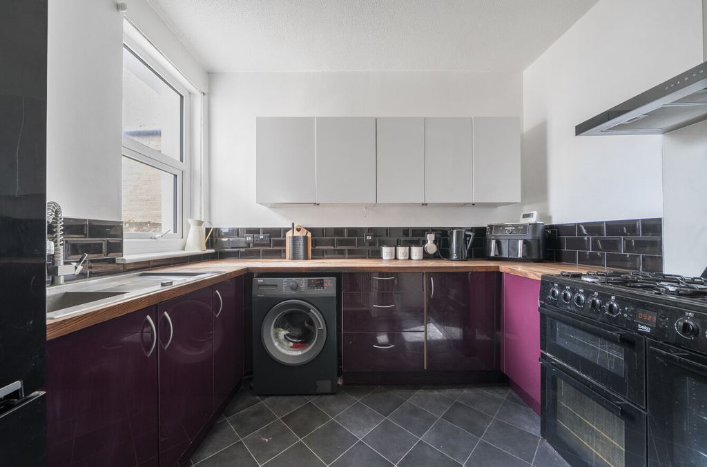 Property photo 3 of 12 1463446-3-6A0d76F...
