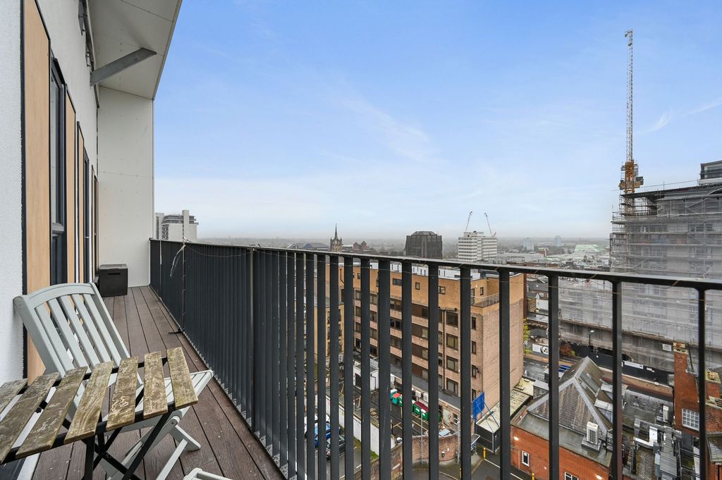 Property photo 3 of 10