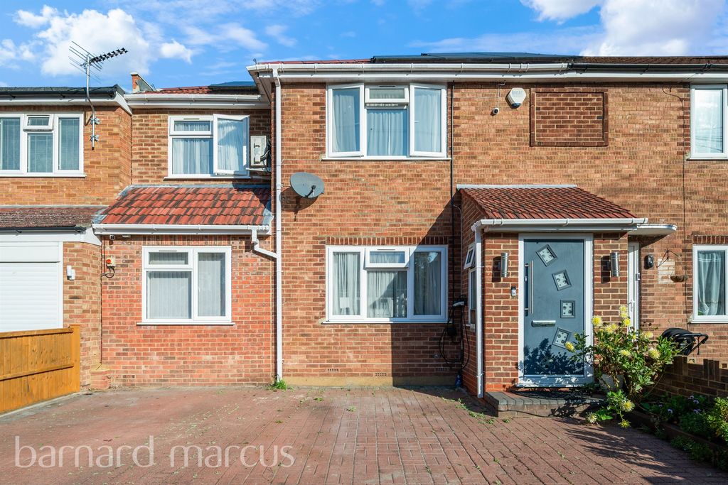 Property photo 1 of 12