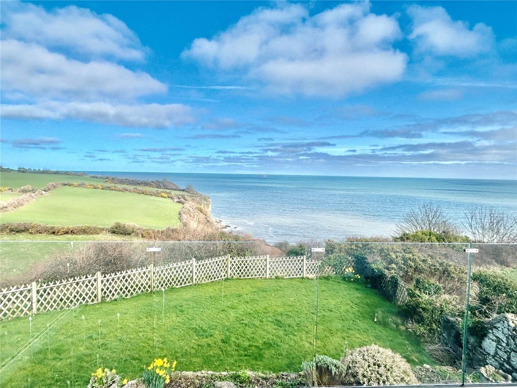 Property photo 3 of 38 Picture No. 07