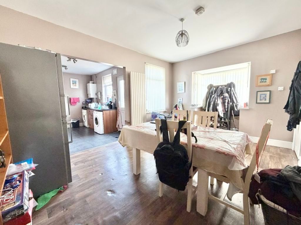 Property photo 2 of 15 Kitchen Diner