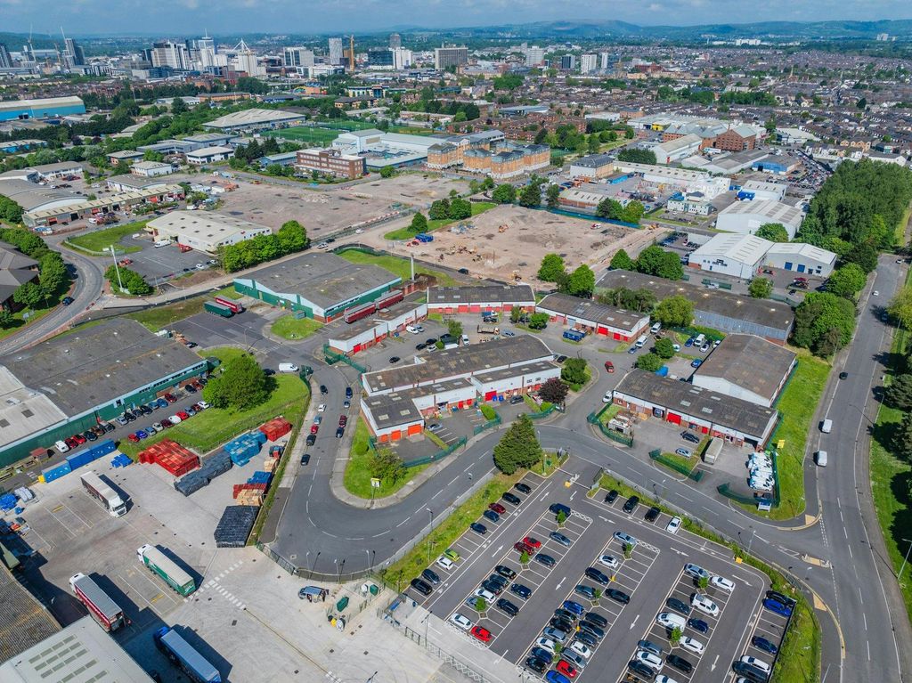 Property photo 3 of 6 Image 2