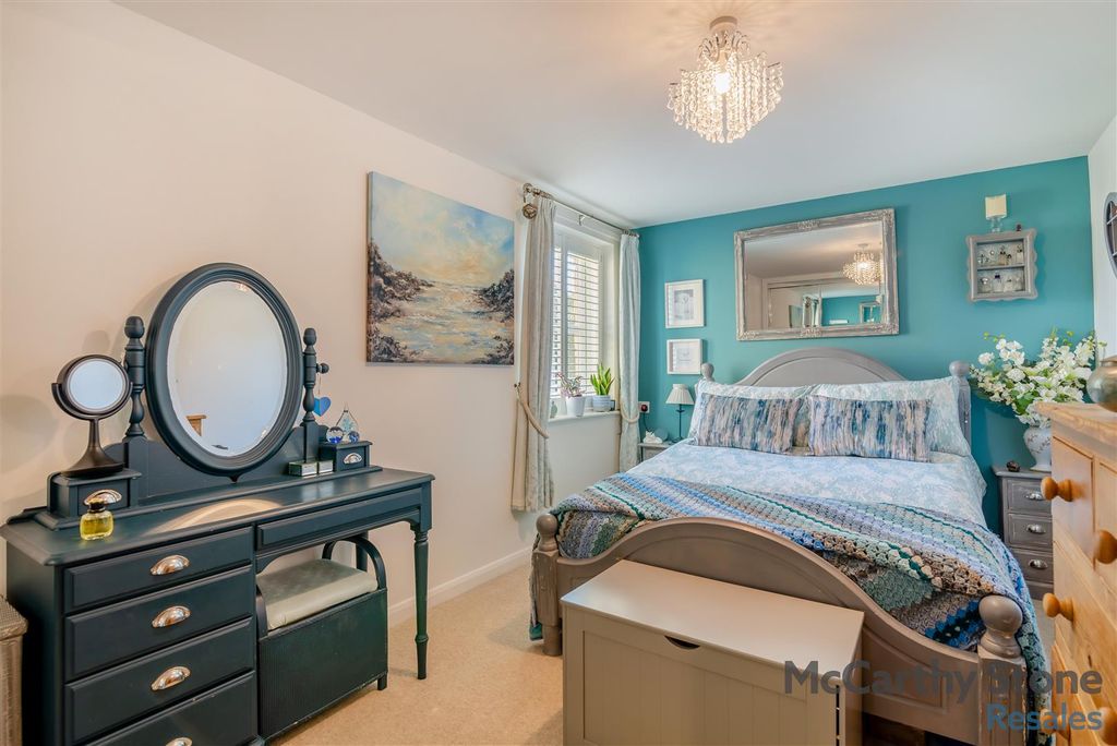 Property photo 3 of 35 8646785-Interior15.Jpg