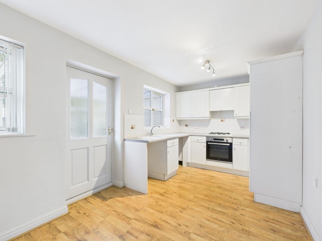 Property photo 3 of 13 4550727