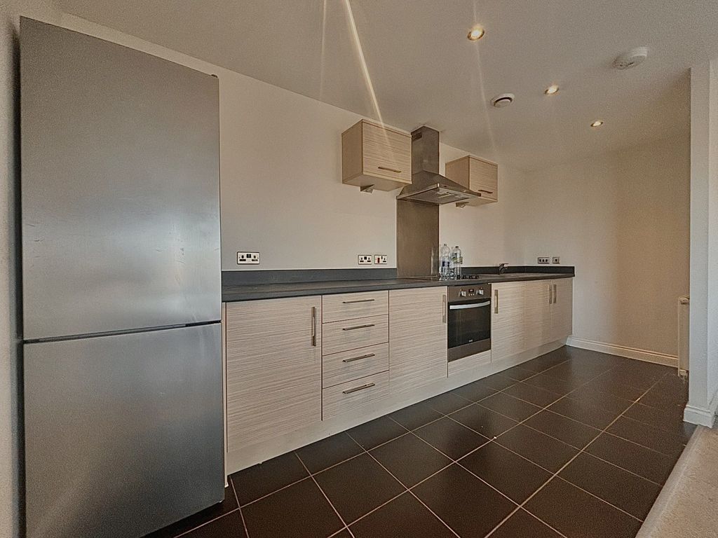 Property photo 3 of 12 Gallery