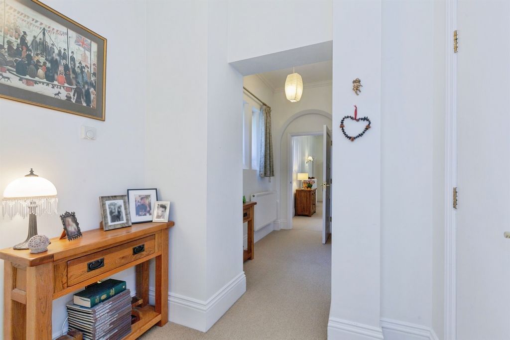 Additional image 11 of 2 bed flat for saleAcorn Close, Birstall, Leicester LE4