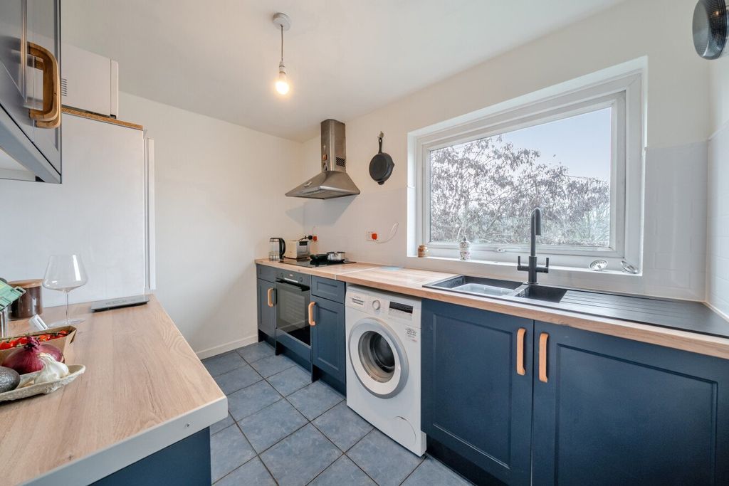 Property photo 2 of 13 Picture No. 05