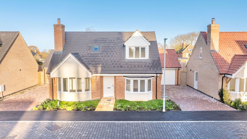 Property photo 2 of 44