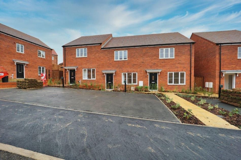 Property photo 3 of 17