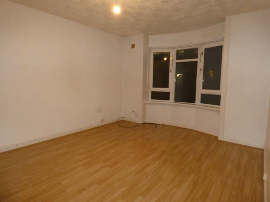 Property photo 2 of 7 Photo 2