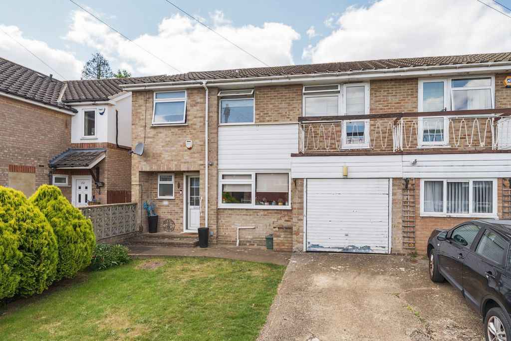Property photo 1 of 21 1302175-1-683Dac3...