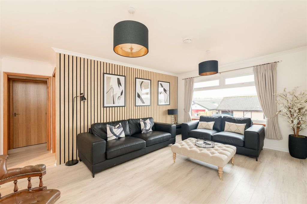 Property photo 2 of 20 Tuncurry_35_Gillsland-04.Jpg