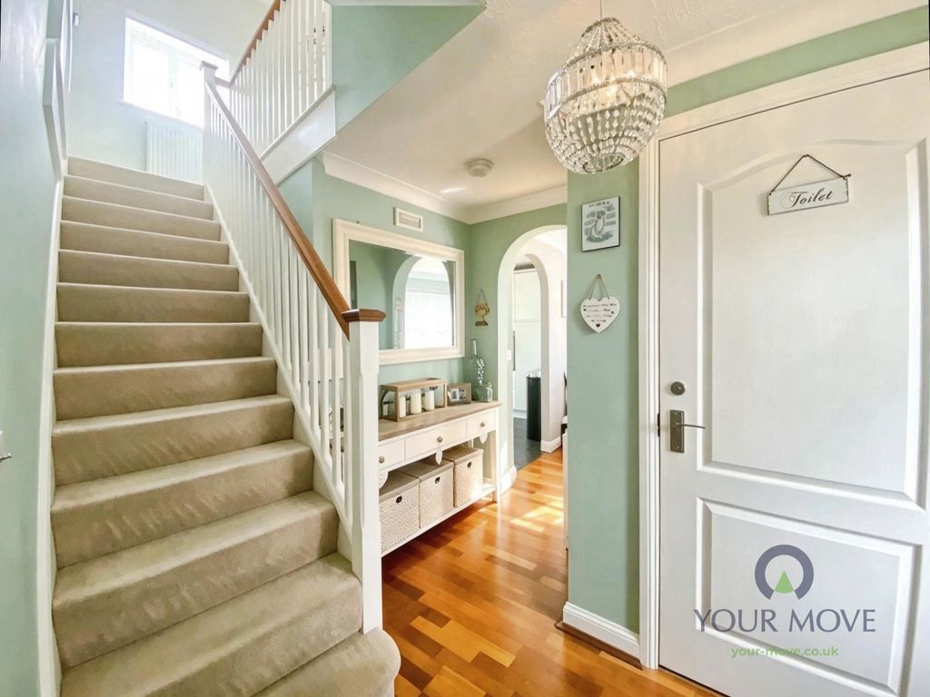 Property photo 3 of 20 Pbox-Img.Jpg