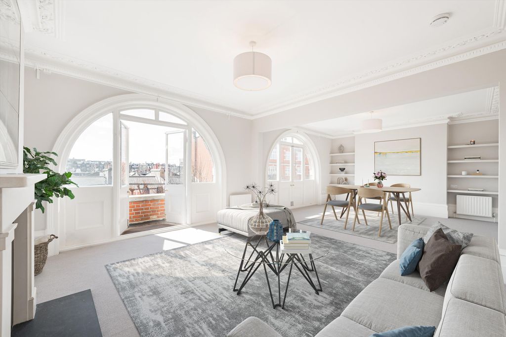 Property photo 1 of 12 Image