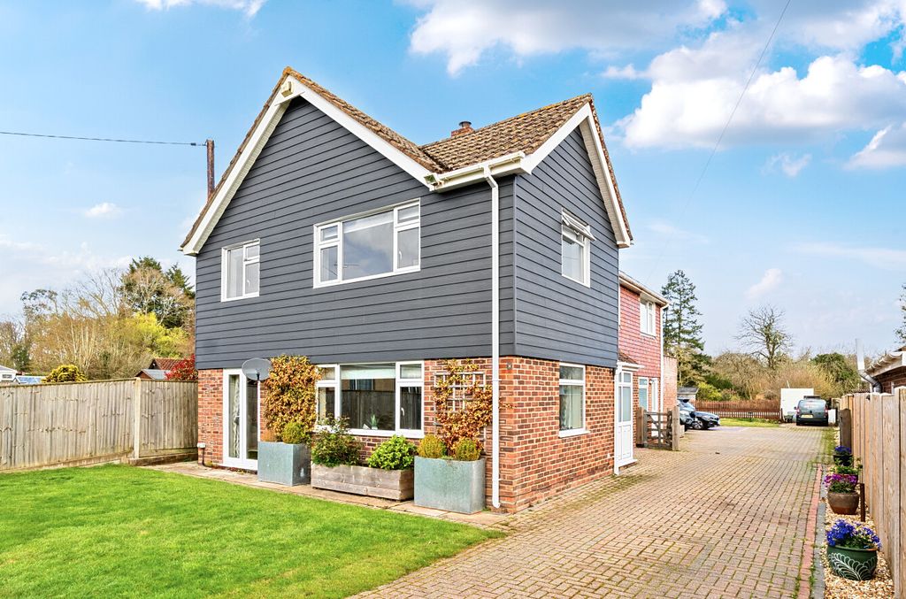 Property photo 1 of 21