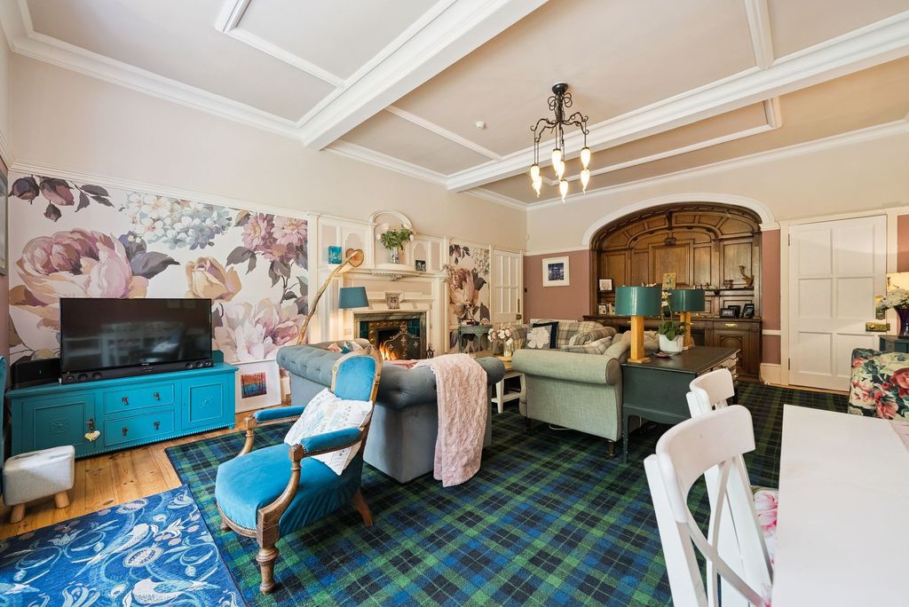 Additional image 8 of 2 bed flat for saleFlat 1 Lagarie House, Torwoodhill Road, Rhu G84