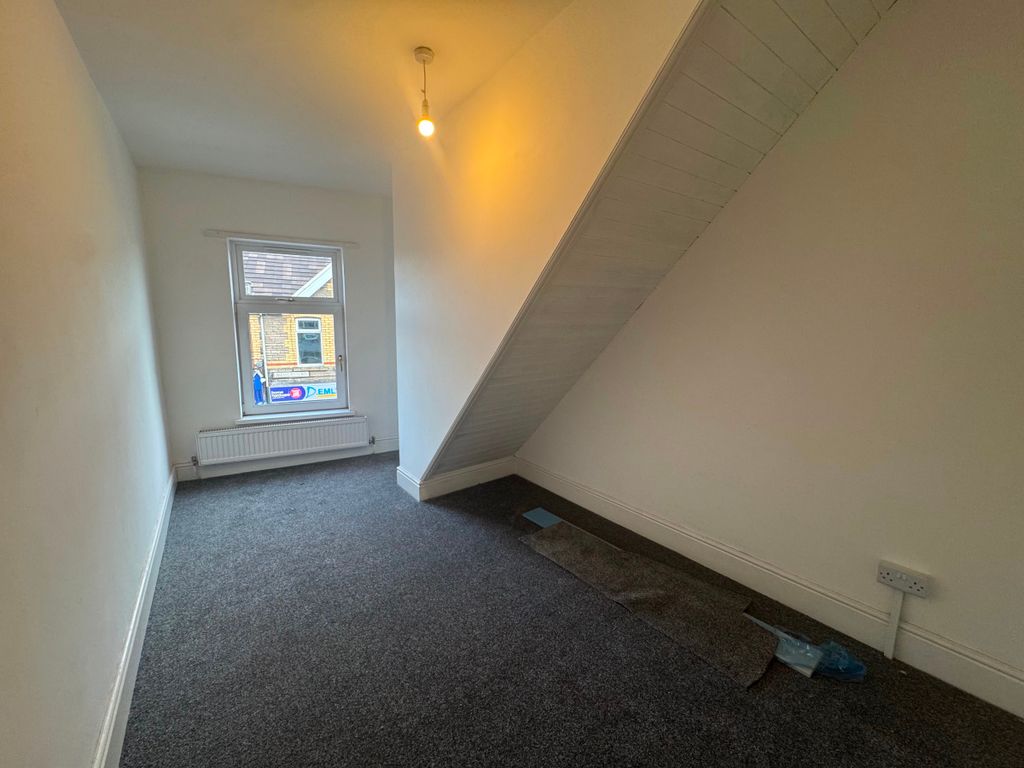 Additional image 15 of 3 bed flat to rent39A Bedwlwyn Road, Ystrad Mynach, Hengoed CF82