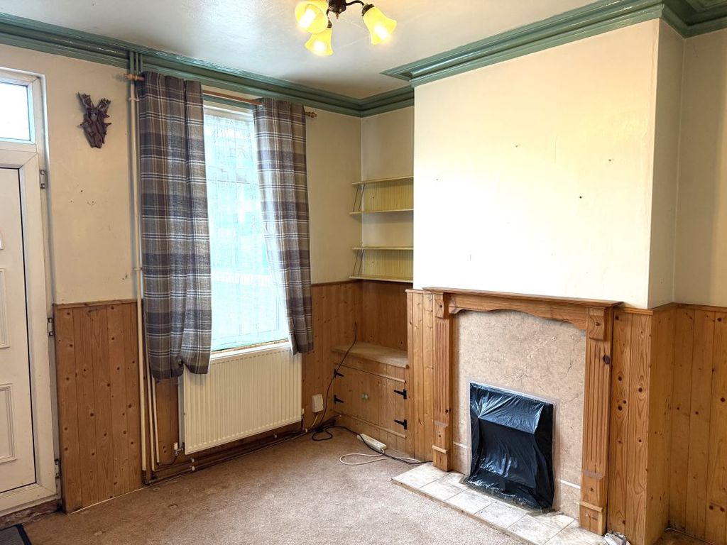 Property photo 2 of 7