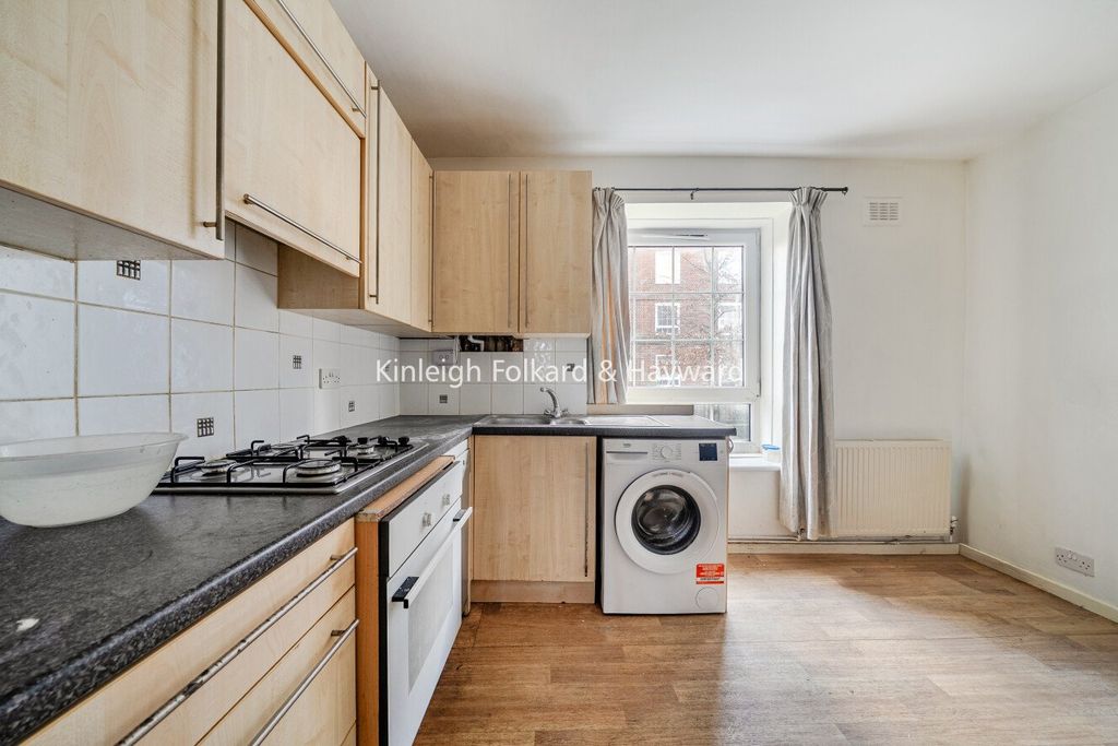 Property photo 2 of 14 Picture No. 35