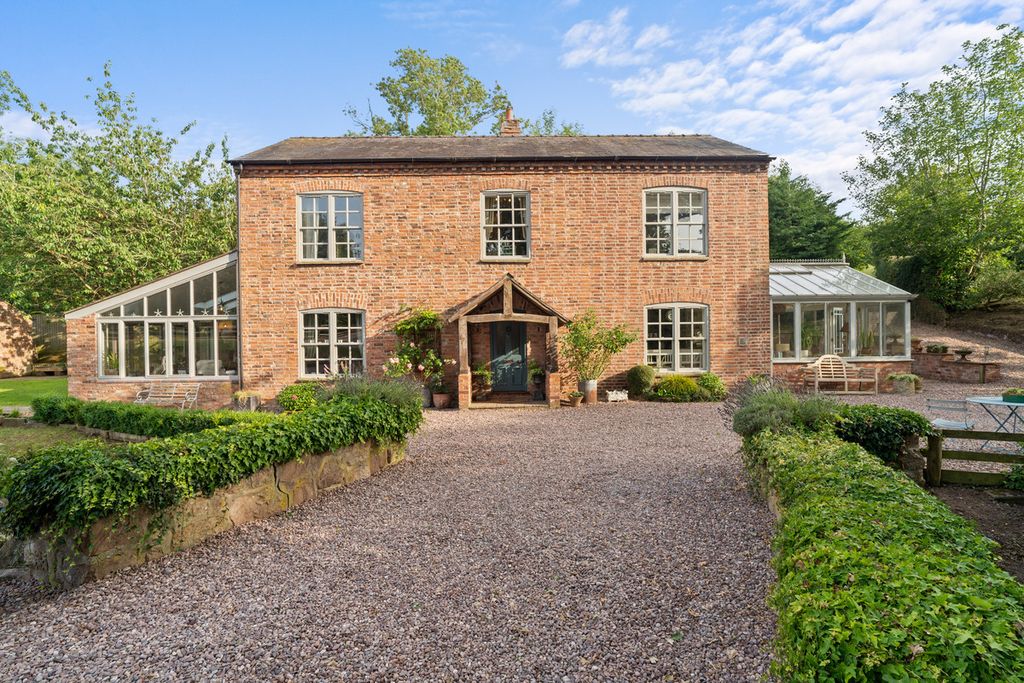 Property photo 1 of 46