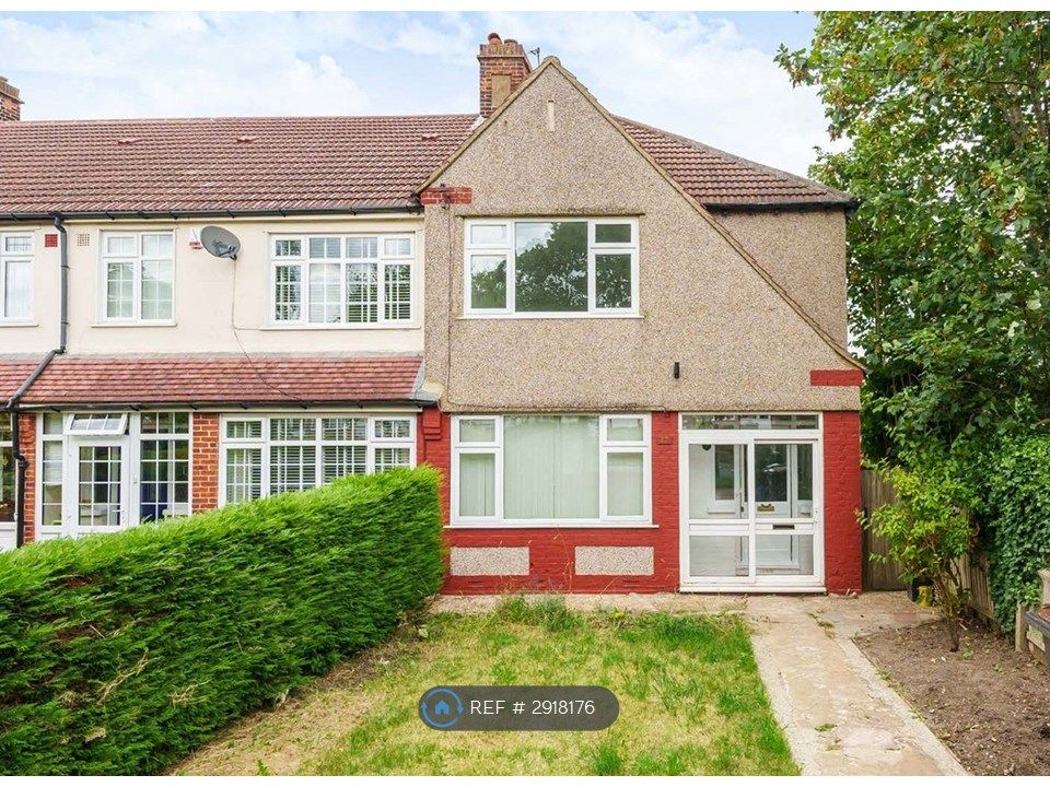 Property photo 2 of 11