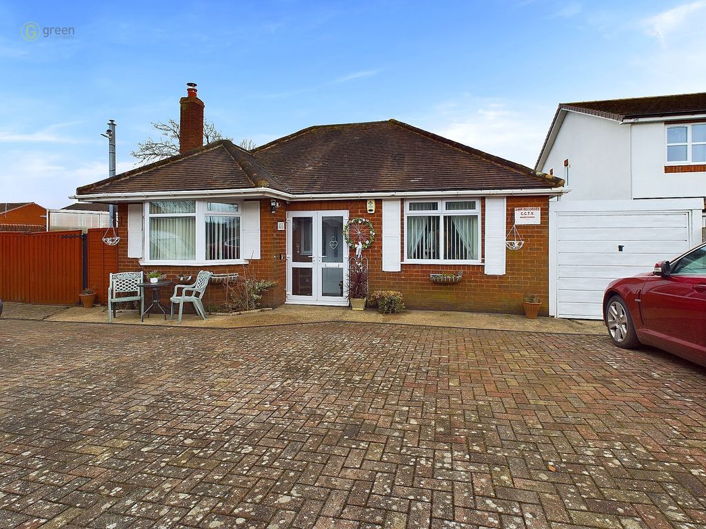 Property photo 1 of 33