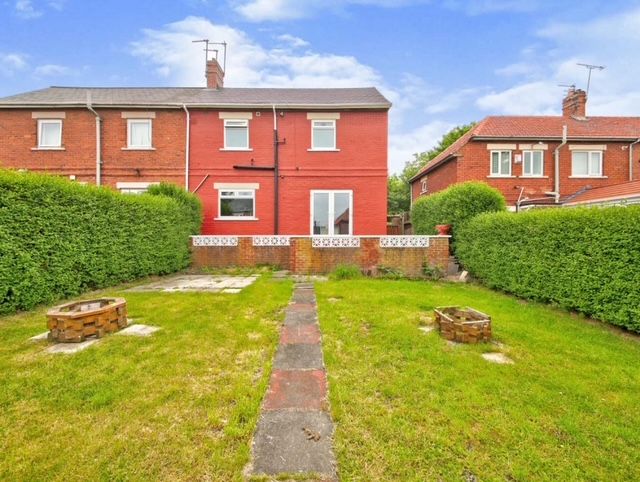 Property photo 2 of 10