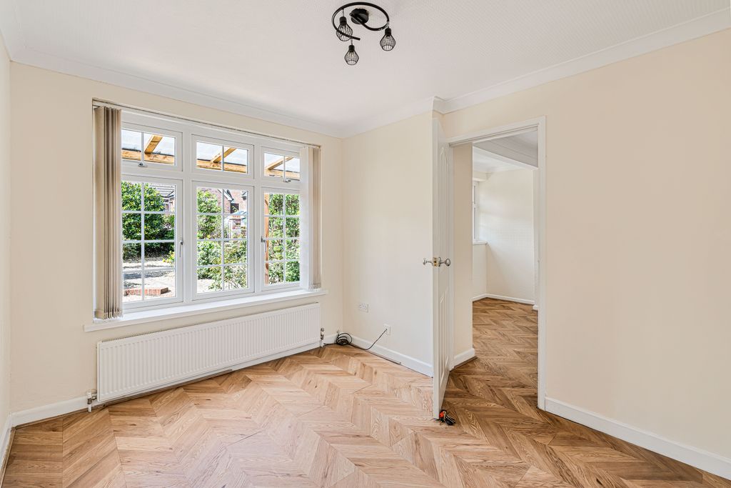 Additional image 17 of 3 bed detached bungalow for saleRiverside Close, Liss, Hampshire GU33