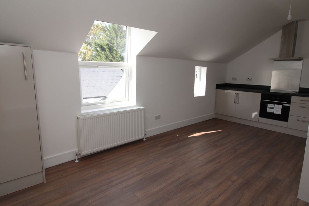 Property photo 2 of 19 Img_6002