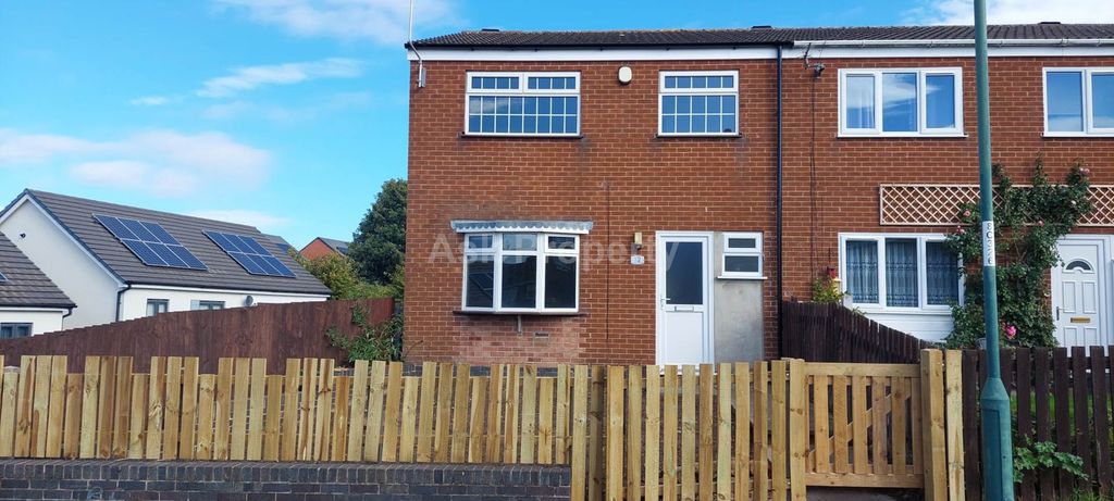 Property photo 2 of 22