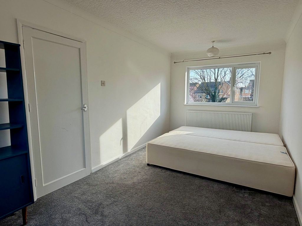 Additional image 12 of 4 bed property to rentLonsdale Road, Stamford PE9