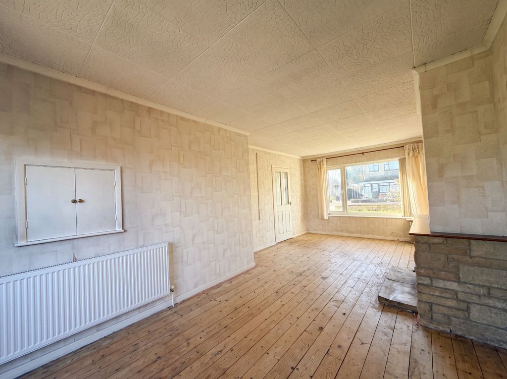 Property photo 3 of 11 5601793