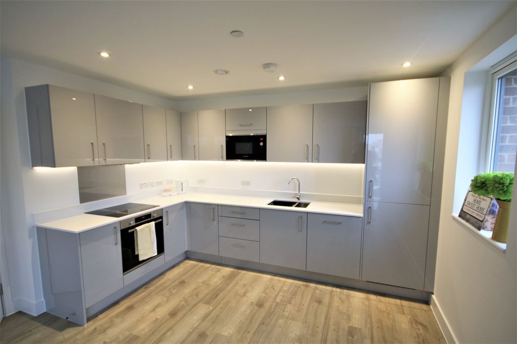 Property photo 3 of 14 Img_0046