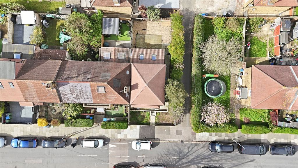 Property photo 1 of 23 Picture No. 01