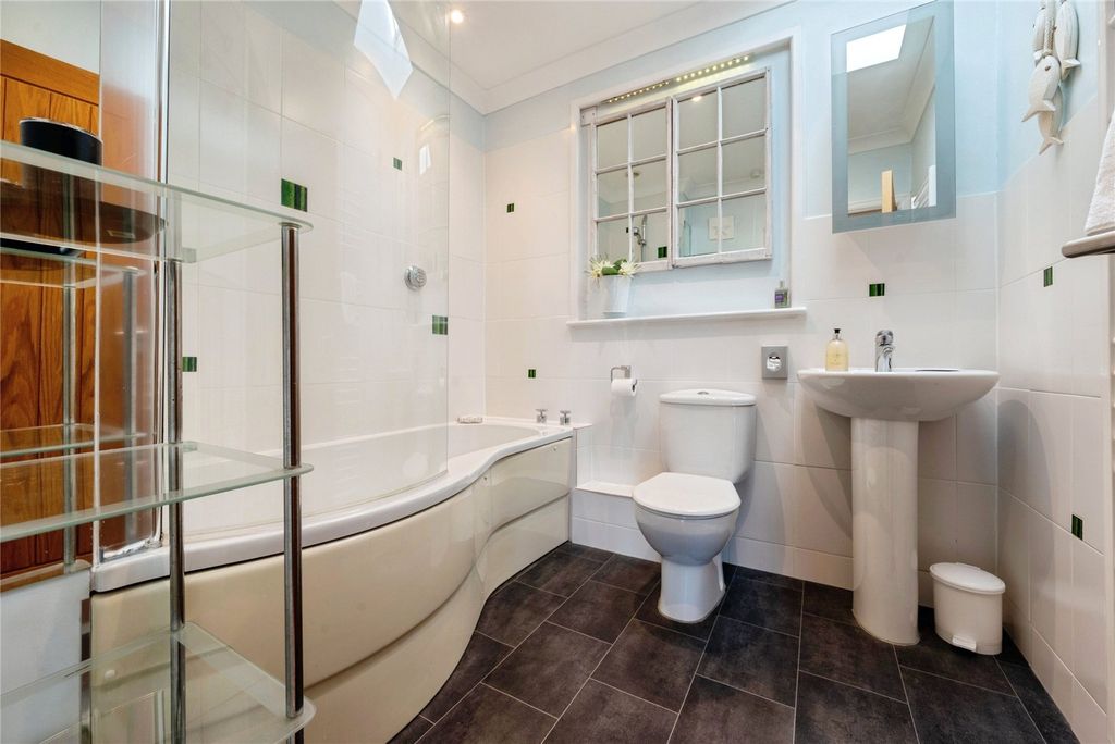 Additional image 27 of 5 bed semi-detached house for saleTreverbyn Road, Padstow, Cornwall PL28