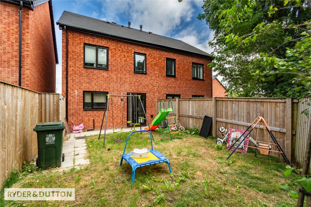 Property photo 3 of 26 Picture No. 31