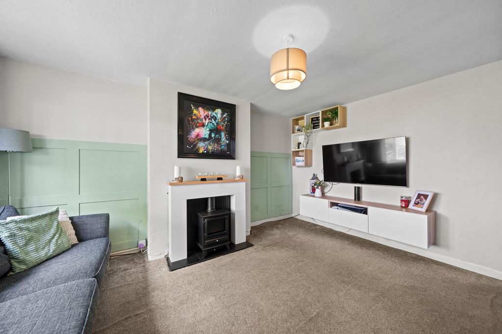 Property photo 3 of 22