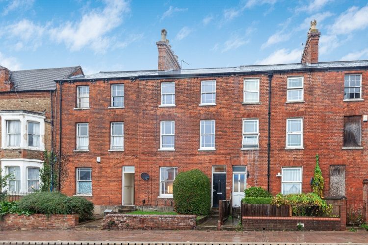 Property photo 2 of 17 307391