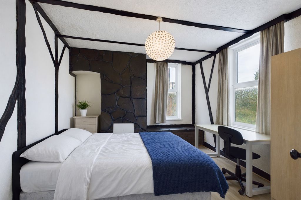 Property photo 3 of 10 Photo 16