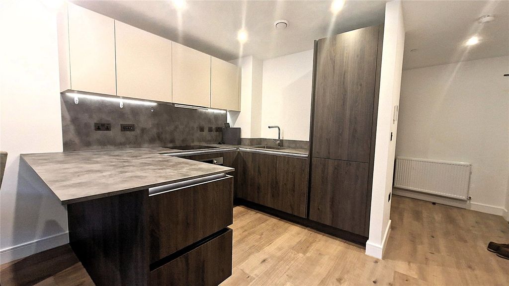 Property photo 2 of 15 Kitchen