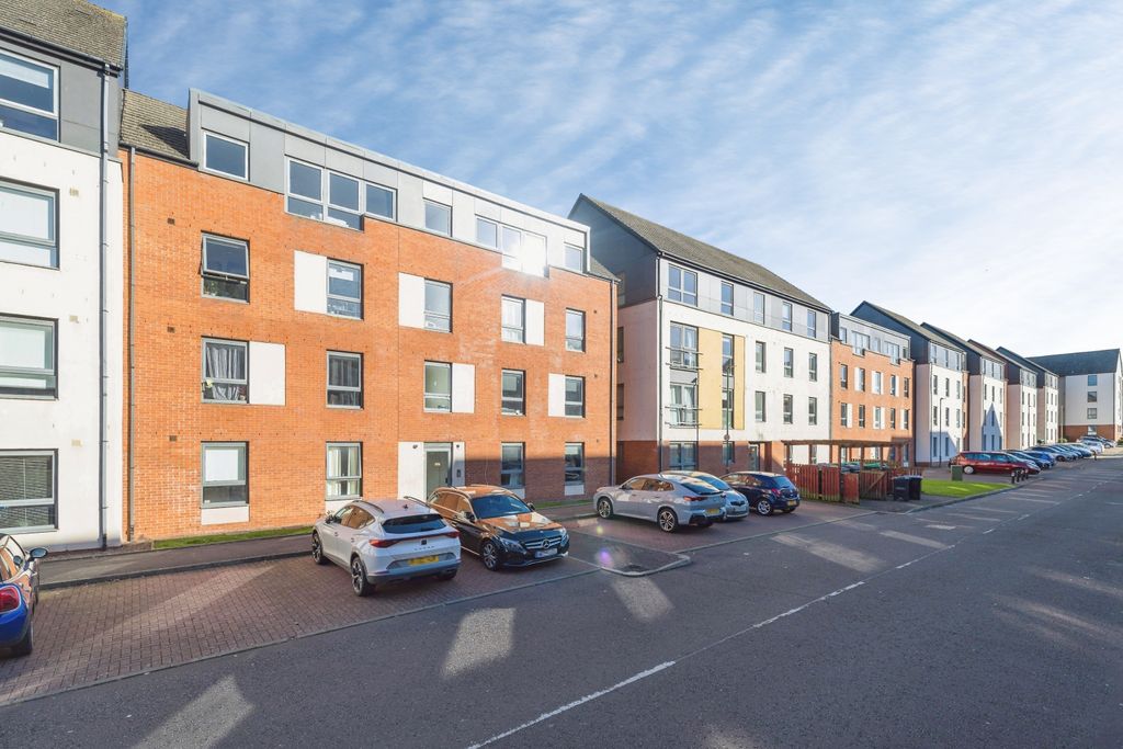 Property photo 1 of 18 _61_0051