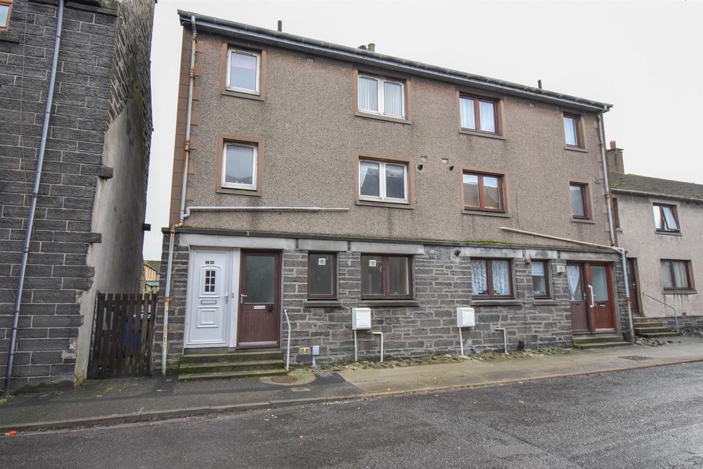 Property photo 1 of 13 Front