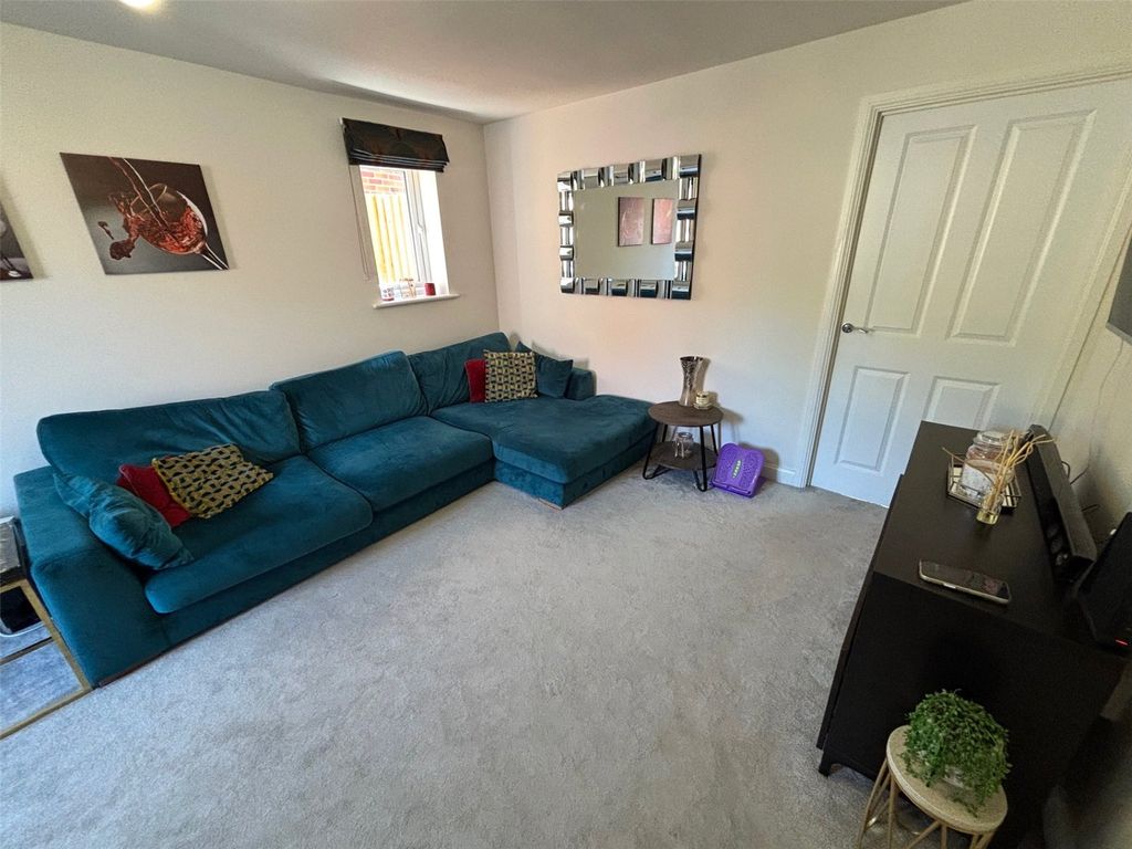 Property photo 3 of 14 Picture No. 09