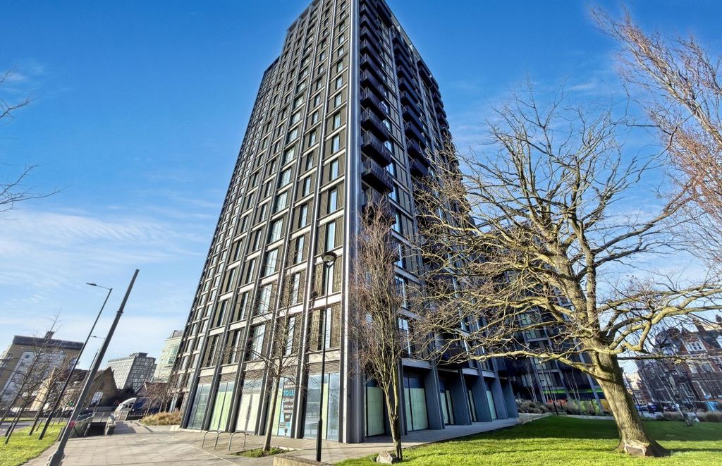 Property photo 3 of 19