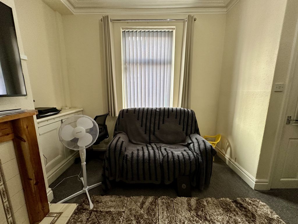 Property photo 3 of 5