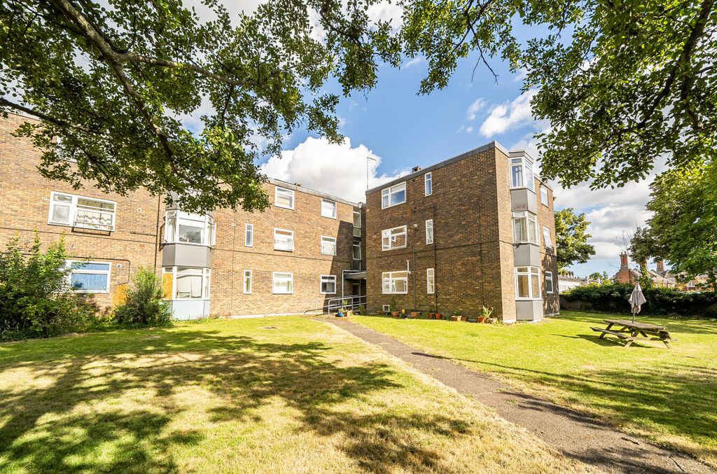 Property photo 1 of 12 1484267-26-6A43F0...