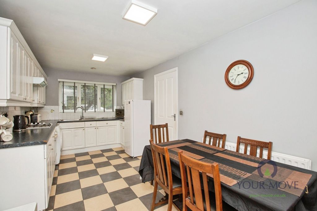 Property photo 3 of 24 Pbox-Img.Jpg