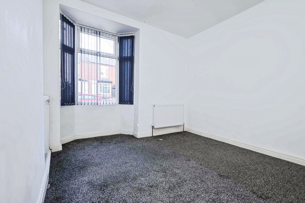 Property photo 2 of 13 Photo