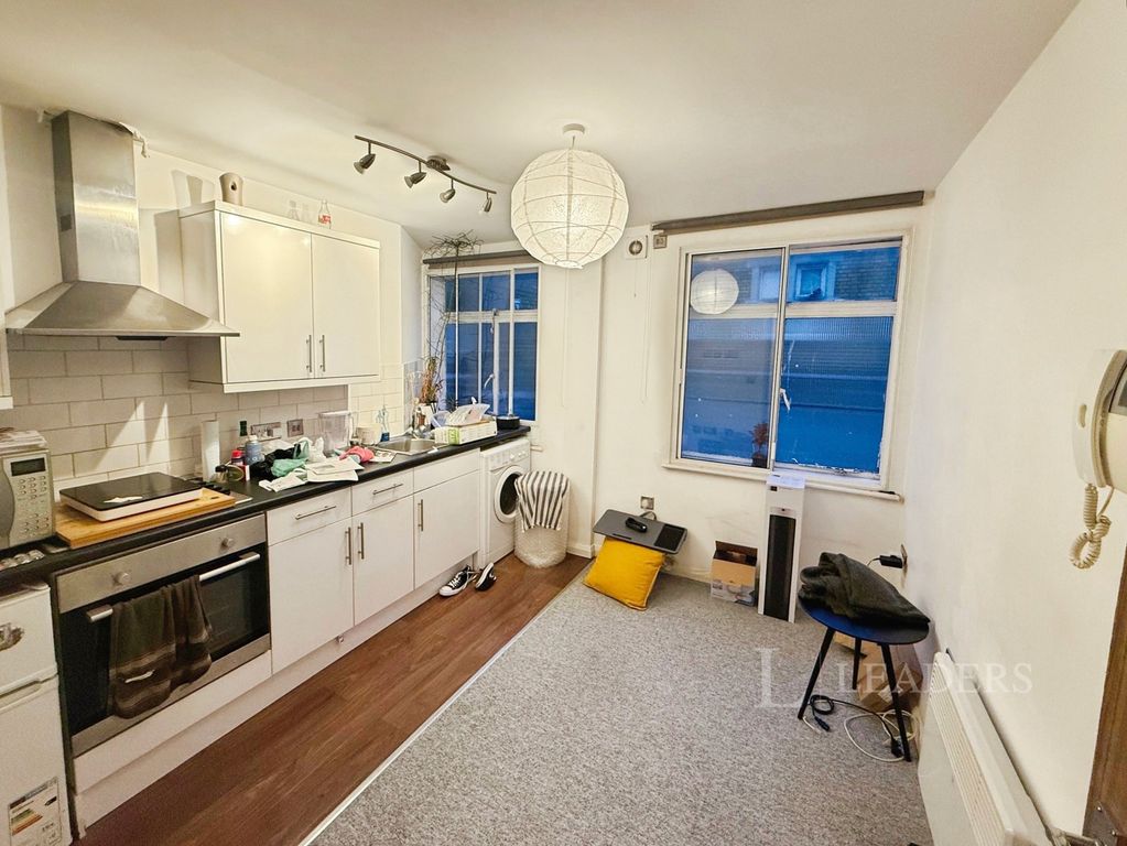 Property photo 1 of 5 Pbox-Img.Jpg
