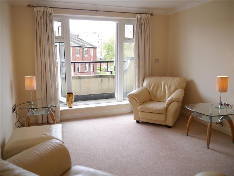 Property photo 2 of 7 Reception